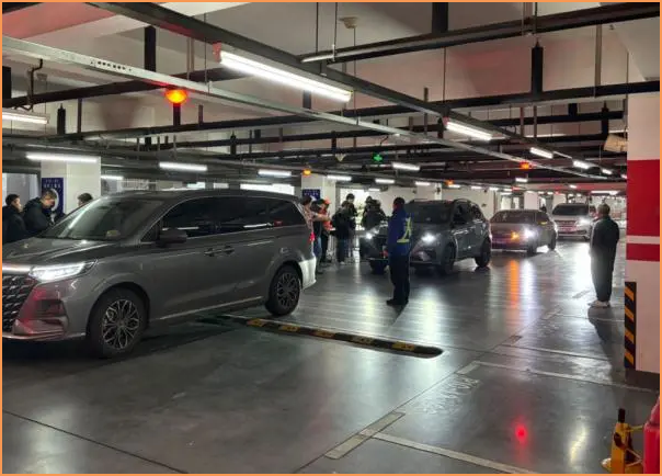 禁了5天后，浦东机场恢复网约车运营_网约车_网约车平台_网约车运营
